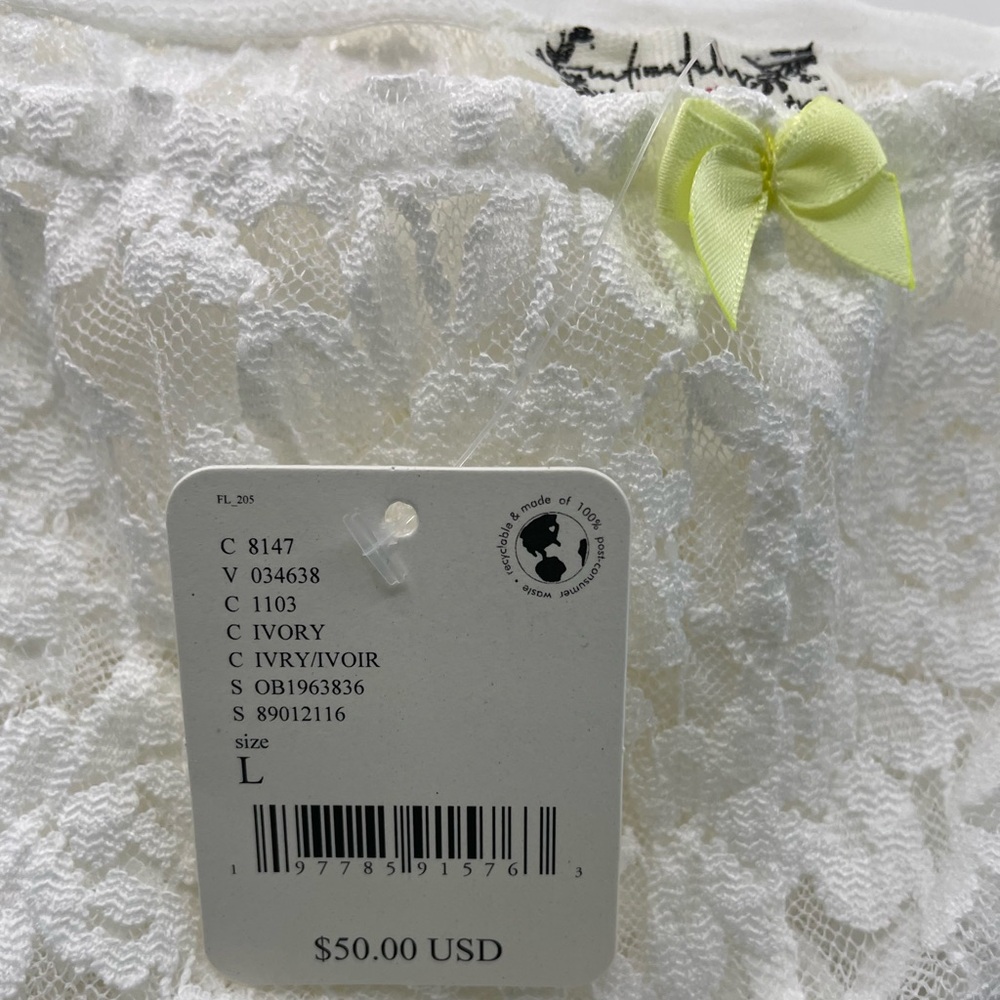 Free People All Day Women's Wear Lace Caprice in White,Large - Picture 4 of 9